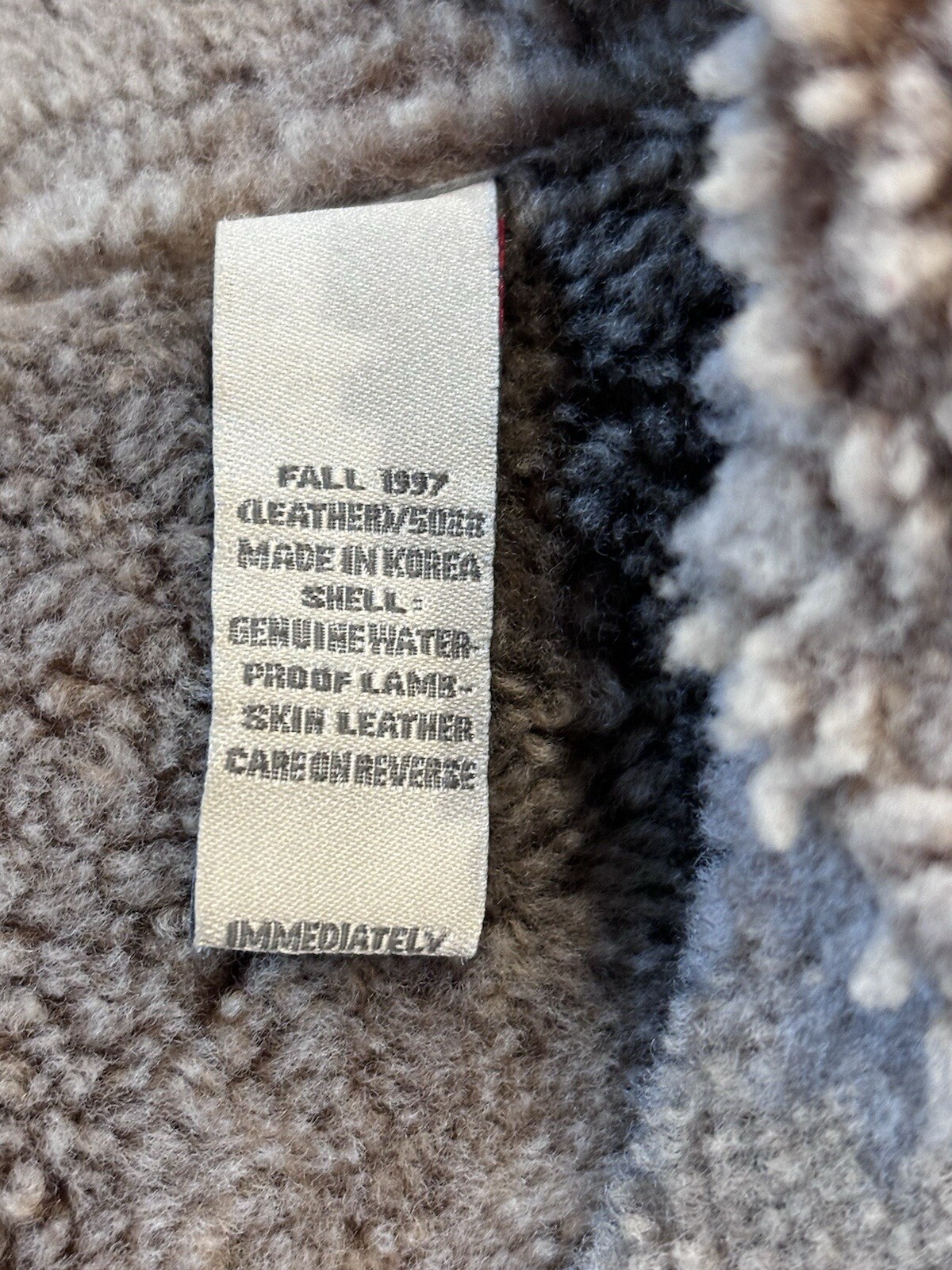 RARE 1997 VINTAGE TIMBERLAND SHEARLING SHEEPSKIN COAT Size XS image 3