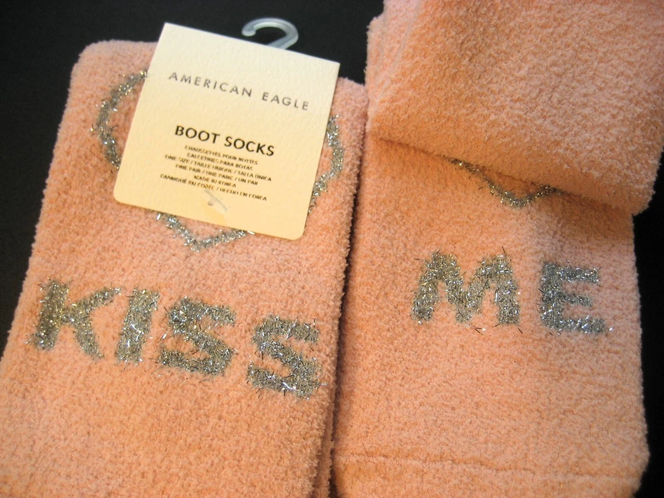 NUEVO CON ETIQUETAS American Eagle Boot Calcetines Rosa "Kiss Me" Foto 2 de 4