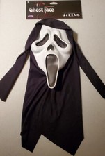 Ghostface Scream Movie Mask Apr-June 2021 Fun World Cosplay NWT