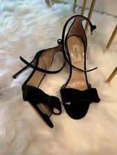 *100% AUTHENTIC*NEW* Valentino Garavani Velvet Bow Ankle strap Heels/Black/37.5