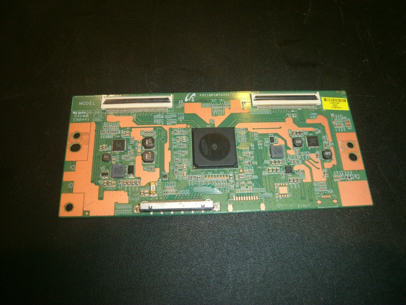 Bush DLED48287HDCNTDFVPY K0075ZP Carte Tcon 1P-0140X00-4011 E253117 94V ...