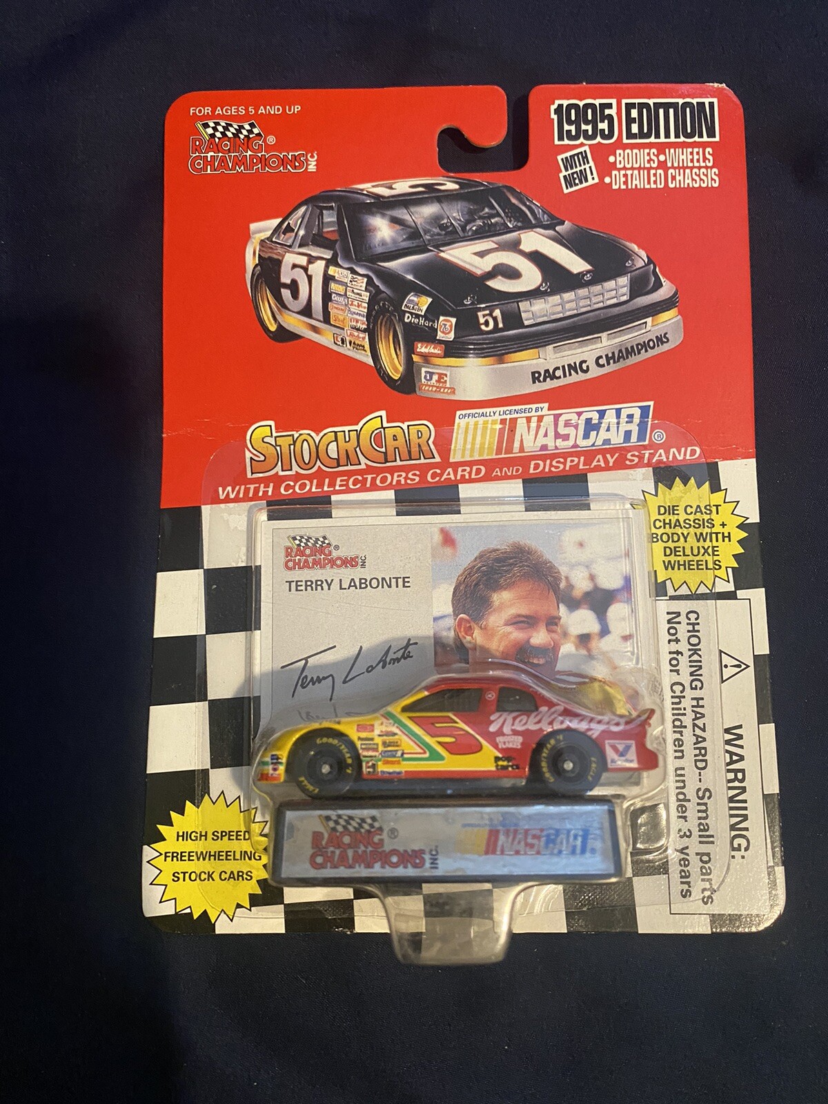 Racing Champions 1995 Edition Terry Labonte #5  NASCAR Stockcar 1:64
