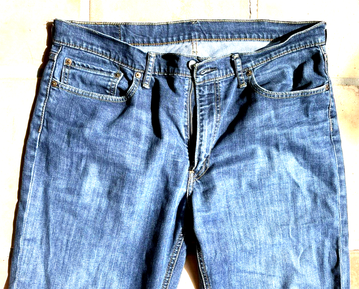 Levis Jeans medium blue relaxed fit some flex 36 x 34 Actual