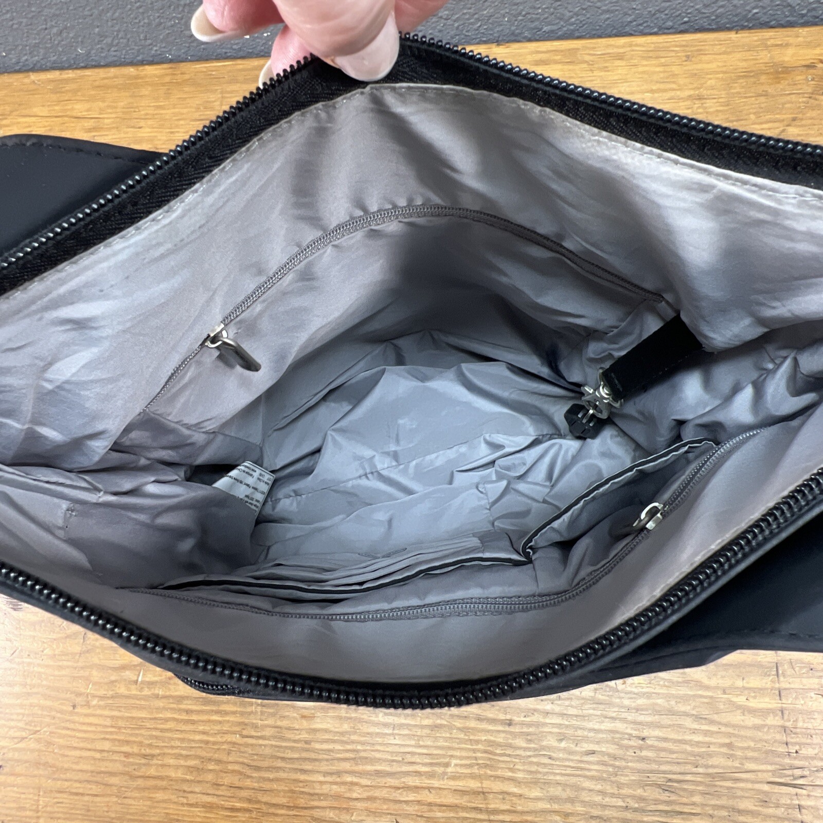 Travelon Crossbody Sling Bag Purse  Black RFID Anti Theft