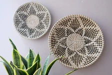 EMFE Home Décor - Handmade Wall Decor, Seagrass Serving Plate, Set of 2