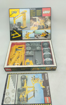 LEGO 8090 Universal Set with OVP BOX INLAY Rare Vintage Expert Builder 1982