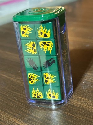 Warhammer 40k Salamanders Limited Edition Dice Set COMPLETE Excellent OOP