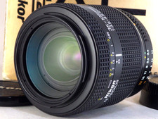 Nikon AF Nikkor 35-105mm f/3.5-4.5D Zoom FX Lens w/Box No Fungus Near Mint Japan