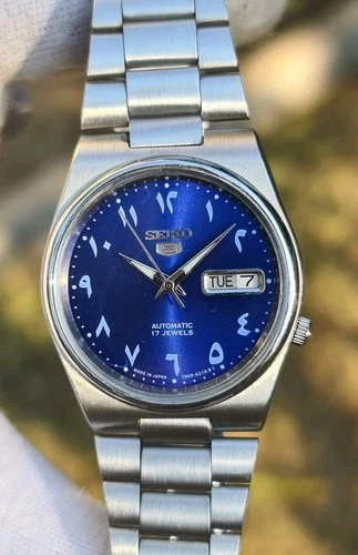 Seiko 5 Automatic Vintage 7009 Day/Date Arabic Dial  Japanese wrist Watch