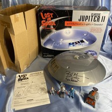 SIGNED BY BILL MUMY 1998 Trendmasters LOST IN SPACE 1960s JUPITER 2 Spaceship