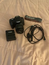 Canon EOS Rebel T1i Digital SLR 15.1 MP 3x Zoom Black w/ EF-S 18-55 IS Lens