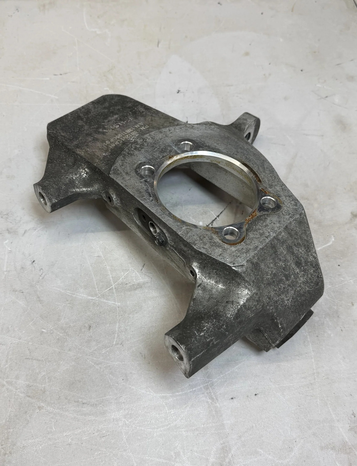 McLaren 570S Front Left Steering knuckle P/N 13B1201CP