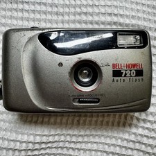 Bell  Howell 720 Auto Flash 35mm Film Camera Focus Free Untested