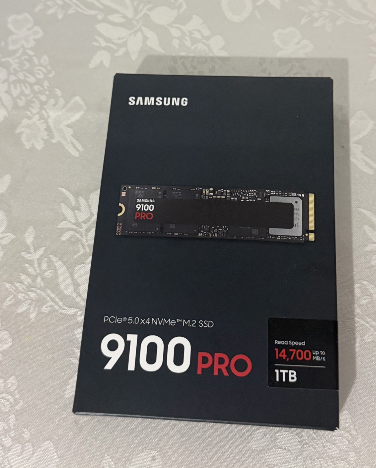Samsung 9100 PRO 1TB Internal SSD PCIe 5.0 NVMe 2.0 MZ-VAP1T0BW