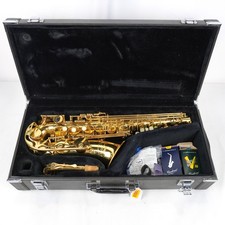 Yamaha Brass YAS-32 Alto Saxophone With Reeds, Cloth and Hard Case - Preowned