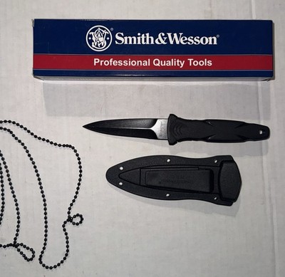 Smith & Wesson HRT Boot Fixed Knife 3.5'' 440 Steel Full Tang Blade Rubber Handle