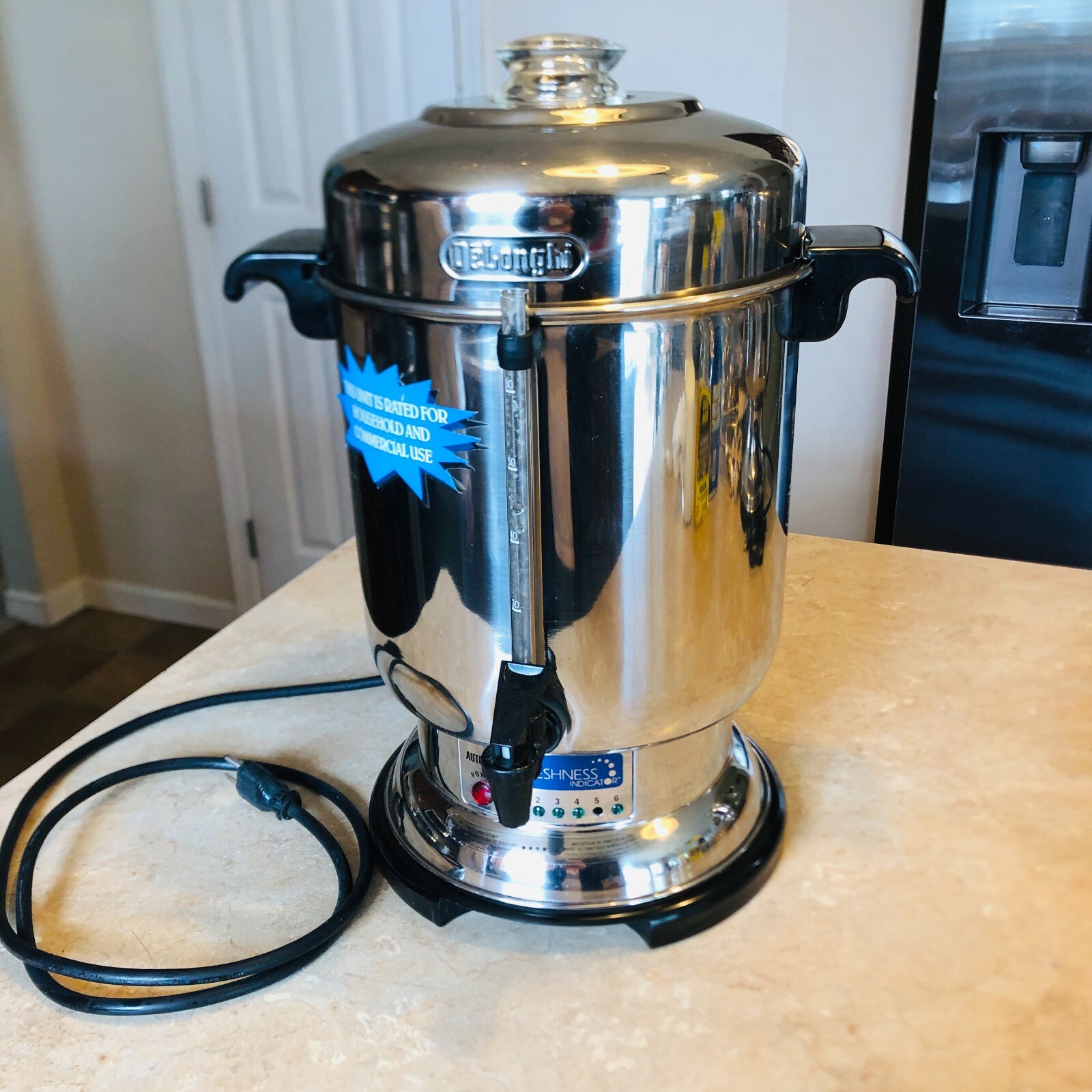 Delonghi 60 Cup Coffee Maker