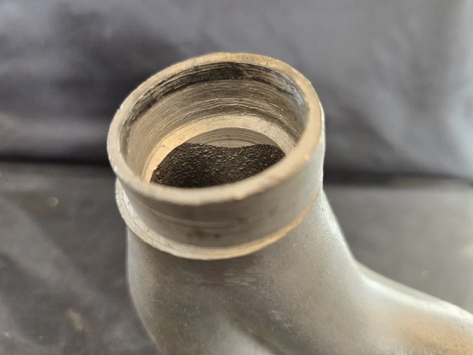 Volkswagen VW Classic Beetle двойной порт впускной конец литье левая сторона 113129709J - Изображение 3 из 4