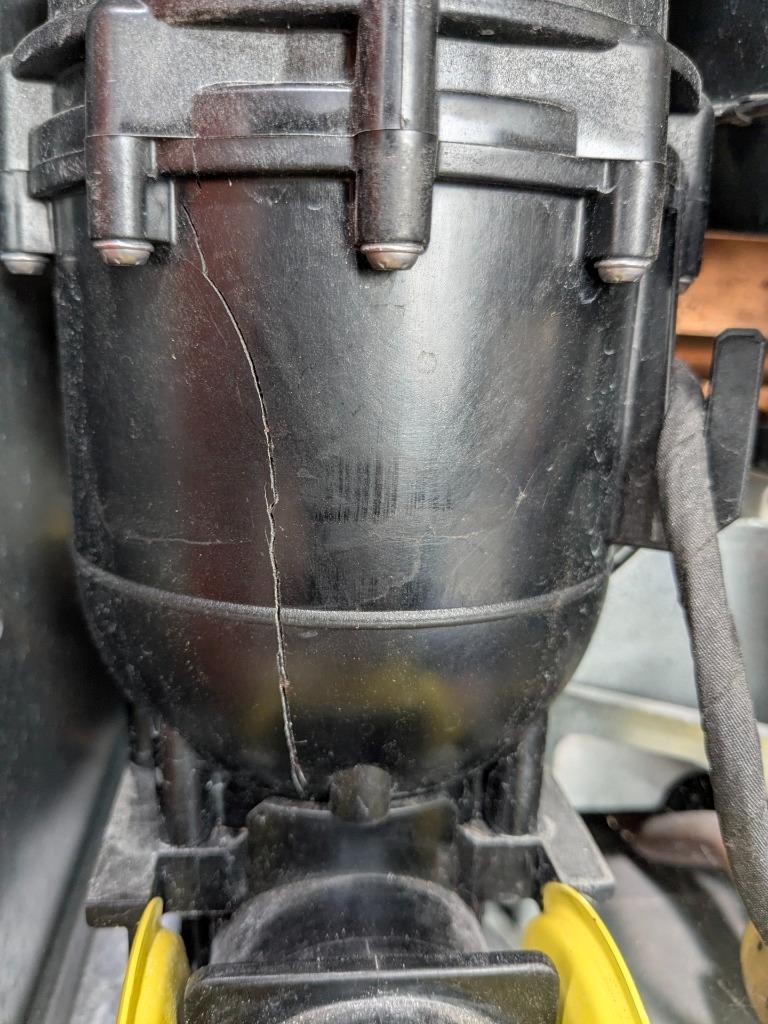 Truma DLE 60C Tankless Water Heater 12V DC RV Camper Motorhome Boat *TANK CRACK