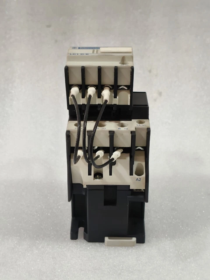 TELEMECANIUE LC1 DMK11 35AMP CAPACITOR CONTACTOR COIL VOLTAGE-220-240V FREE FAST - image 3 of 4