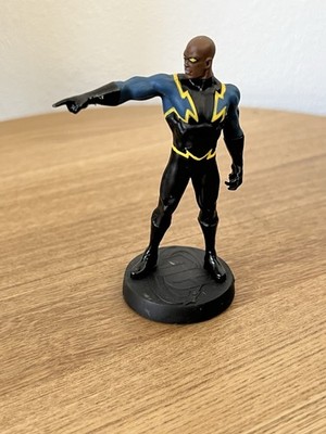 #66 BLACK LIGHTNING Eaglemoss DC Superhero Figurine Collection