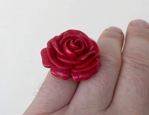 Summer Ring Lucite Acrylic Plastic Ring Red Rose Ring Size 6 ( 16.5 mm) - Picture 19 of 23