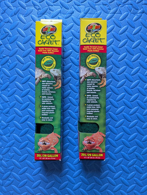 Zoo med Eco carpet - Green 20L/29 Gallon terrarium carpet (2 individual packs)