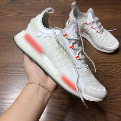 adidas Originals NMD_V3 sneakers in white size 9