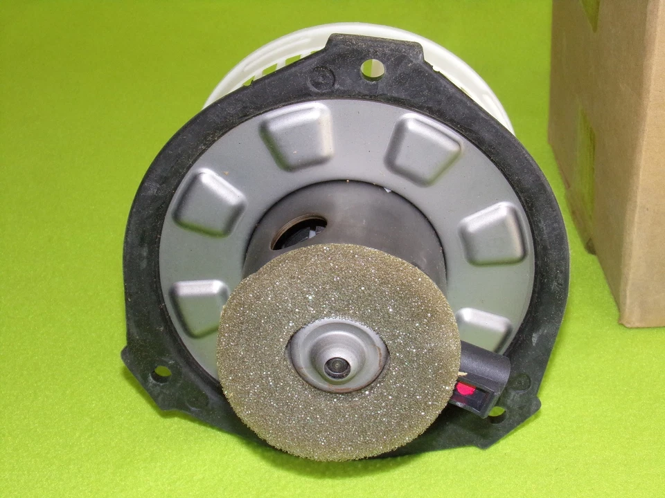 AC Delco 15-8958 OEM Blower Motor for 2000 VENTURE MONTANA SILHOUETTE - Image 4 of 4