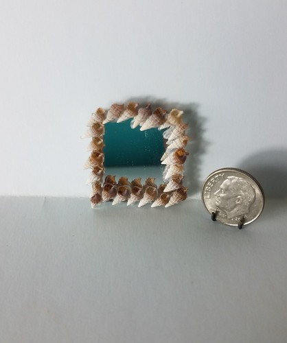 Miniature Dollhouse Diggs Shell Mirror Real Seashells 1:12 Mini Artisan Made - Picture 3 of 6