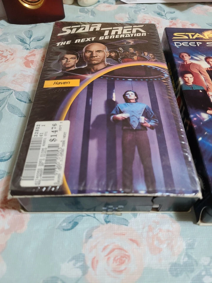 Star Trek VHS 92-94 The Next Generation Episode 5 Haven & Deep Space 9 Emissary - Image 3 of 4