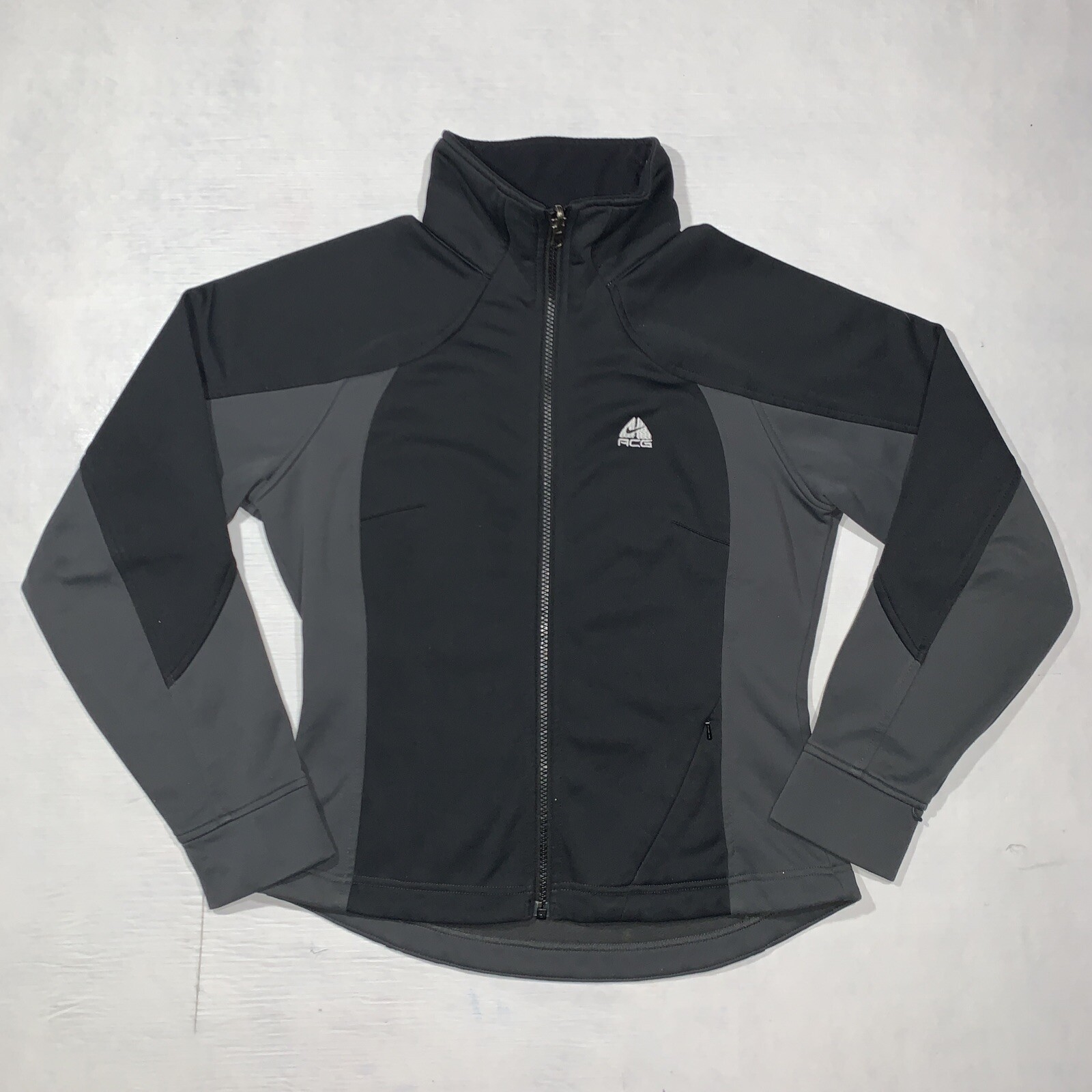 SACAI X NIKE Giacca softshell Nike ACG 2 donna nero grigio full zip strato termico piccola come nuova