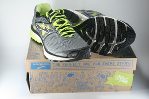 brooks ravenna 5 mens pink