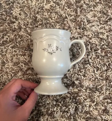 Pfaltzgraff Heirloom Pedestal Mug Handled Vintage Made In USA Grey With Flowers