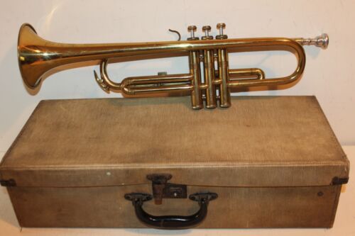 Trumpet in Bb with Case & Mouthpiece - Picture 1 of 6