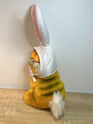 Vintage Garfield Easter Bunny Plush Toy Here Rabbit w/Carrot Stick