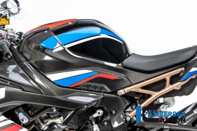 イルムバーガーベリーパンBMWS1000RR 2019〜 BMW S1000RR 19- カーボンフレームカバー ビッグ 左 イルムバーガー