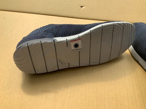 UGG Men's Feli Hyperweave Trainers Navy UK 12 New - Picture 7 of 7