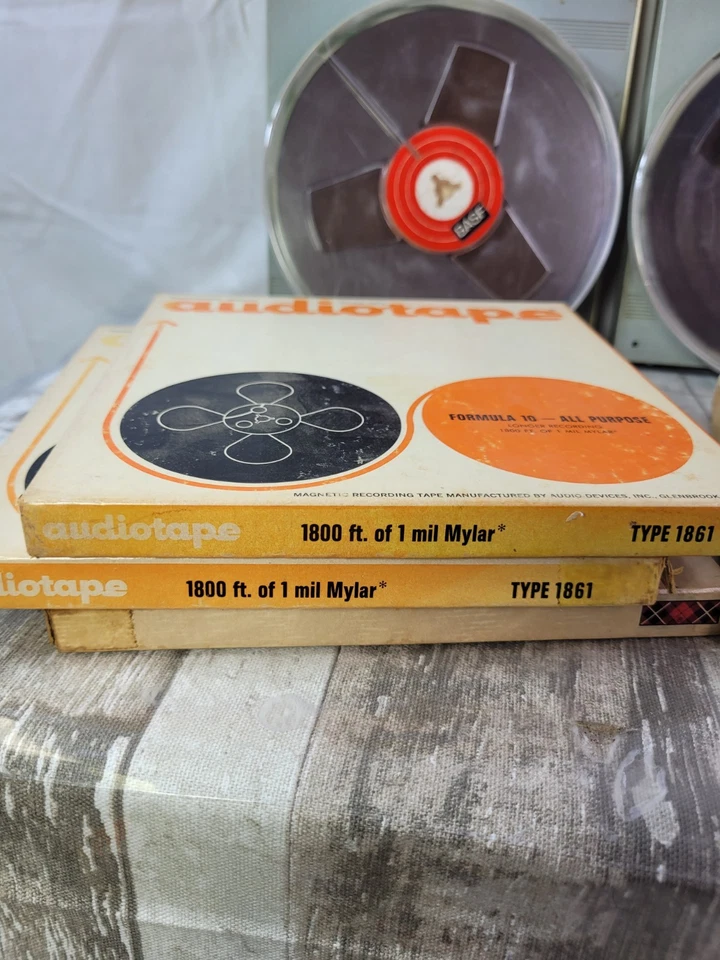 Lote de 8 cintas de carrete a carrete de 7" que se venden como Ampex en blanco, BASF en estuche rígido Foto 2 de 4