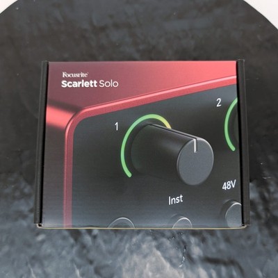 Focusrite Scarlett Solo 4th Gen USB Audio Interface 2-In 2-Out MOSC0032  