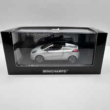 MINICHAMPS Renault Wind 2010 Model Car 1:43 Scale Platinum Grey Silver 400113930