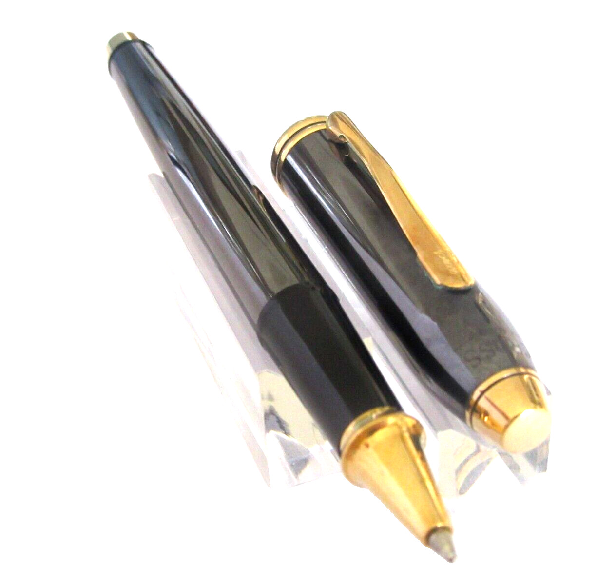 Stylo roller Cross Townsend gris-noir métallisé anti-fatigue de prestige