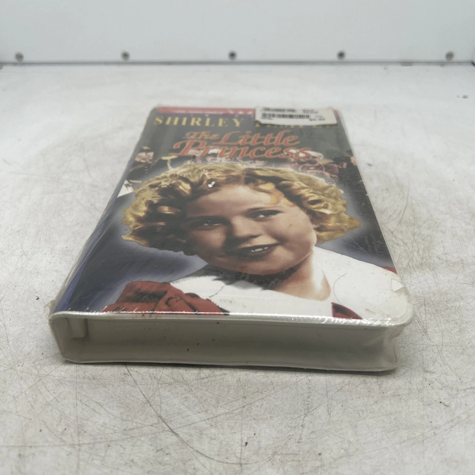 The LIttle Princess (VHS, 1994) Clamshell NEW SEALED Shirley Temple Cesar Romero - Image 2 of 4