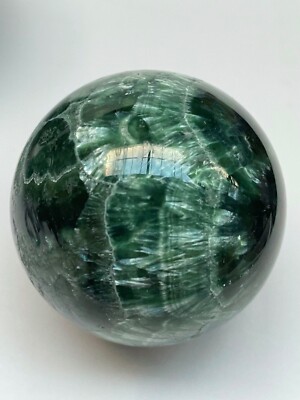 Seraphinit Kugel, Seraphinite Spehre green Sphere Russian Minerals Engelsstein