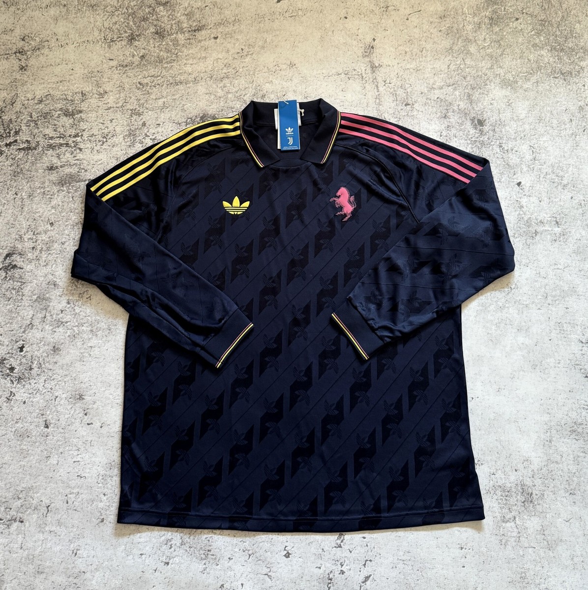 adidas Juventus シャツ Lサイズ 未使用 $_12.JPG?set_id=880000500F