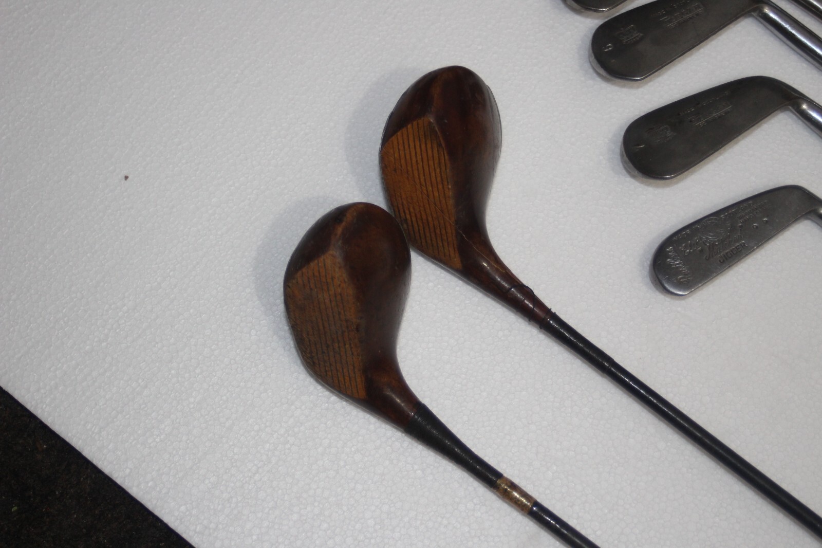 R St Andrews Hickory Shaft Smooth Face 2 3 4 5 6 7 Iron 2 Wood