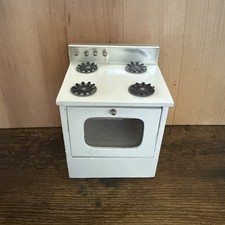 Mini Dreams Dollhouse. Vintage. White Stove With Removable Rack.