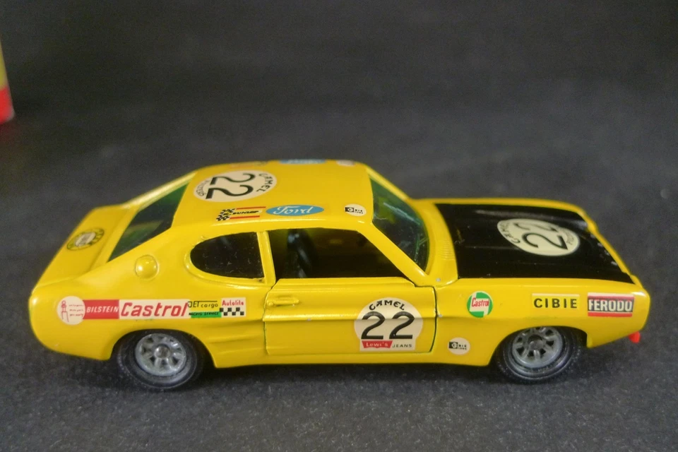 SOLIDO FRANCE.  Série 100.  FORD CAPRI .  REF:  190 + Boite. - Photo 4/4