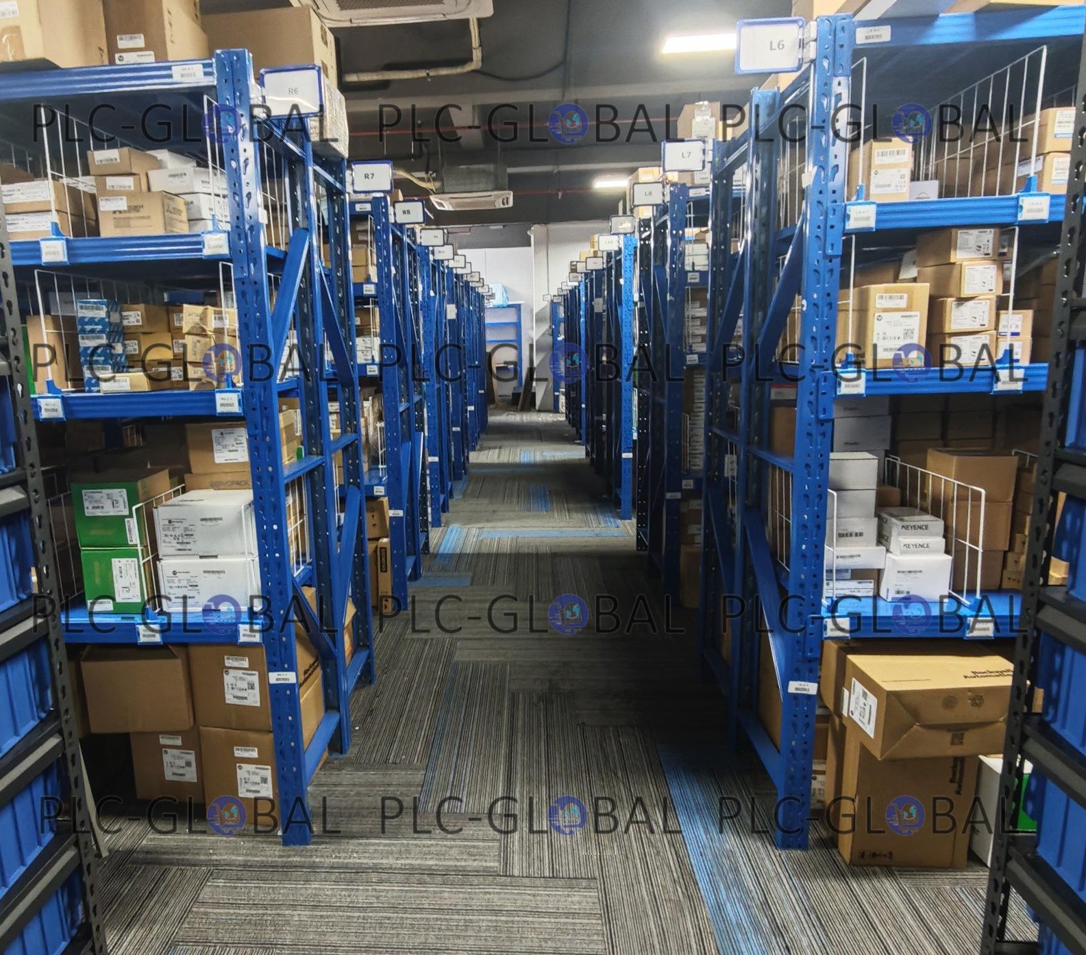 1PC New Open Box ABB ACS880-01-027A-5+P940 US Stock Local Shipping