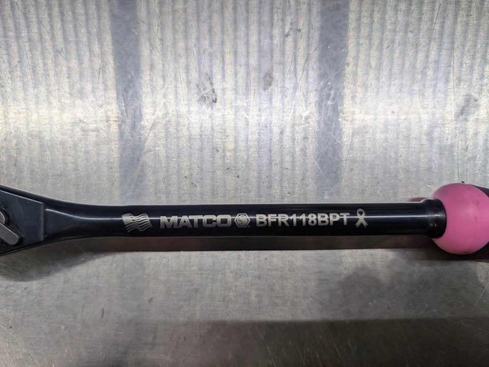 Matco Tools 3/8" Drive 11" 88 dientes edición cáncer de mama trinquete rosa BFR118BPT Foto 3 de 3